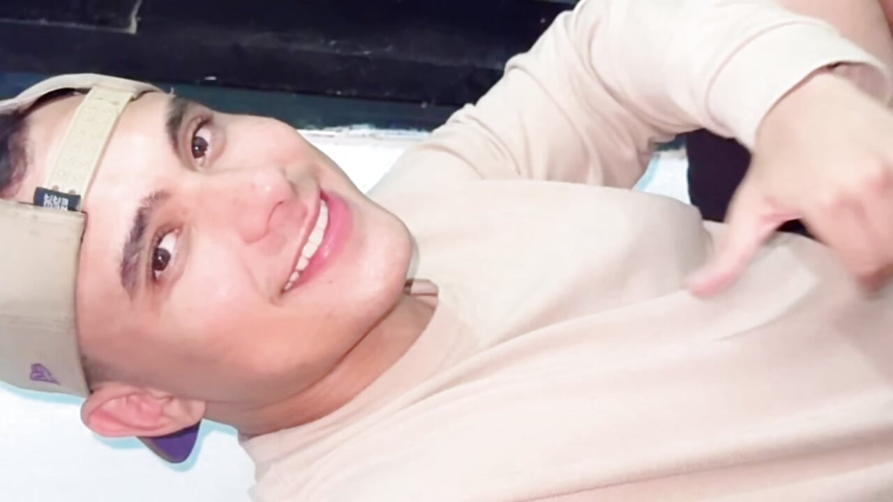 🥰 - video by lucas-storm cam model