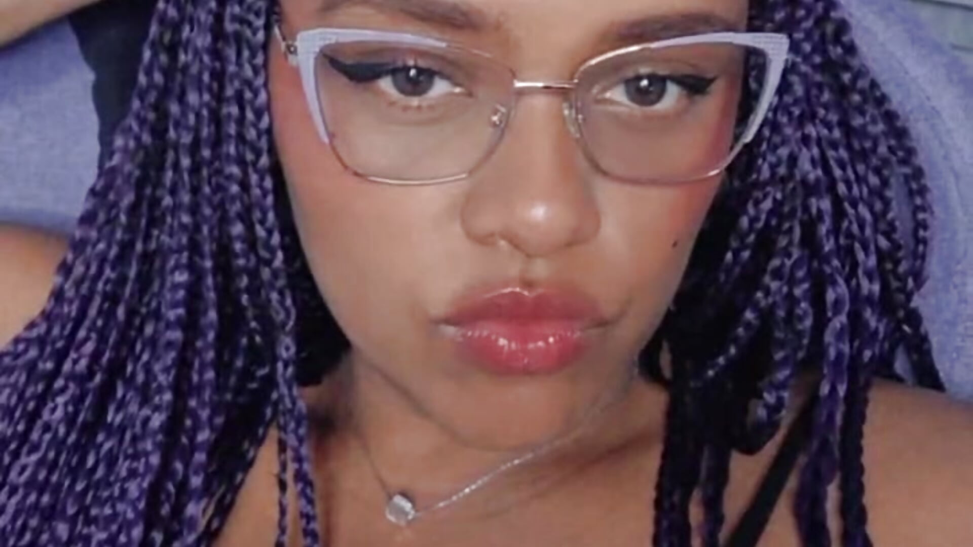 I Love...💜 - video by corinastonee cam model