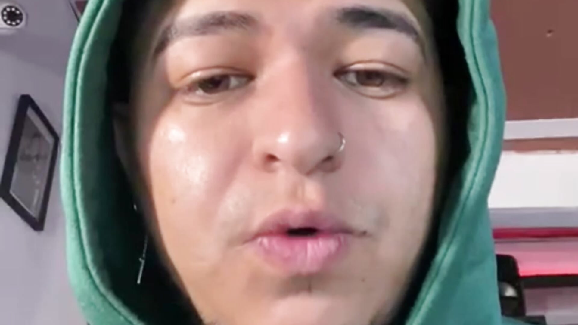 Qué hacer si presentas problemas técnicos en Stripchat - video by Strip_Chat_Col cam model