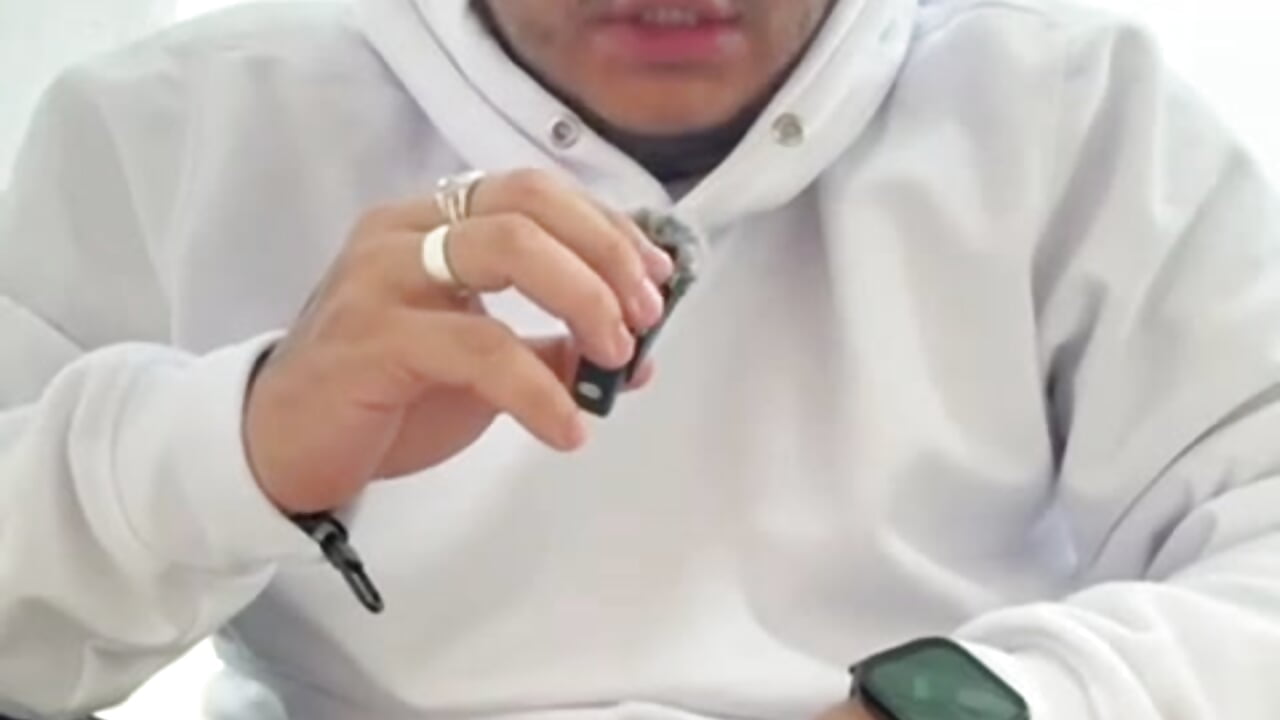 Datos sobre transmitir desde el celular! - video by Strip_Chat_Col cam model