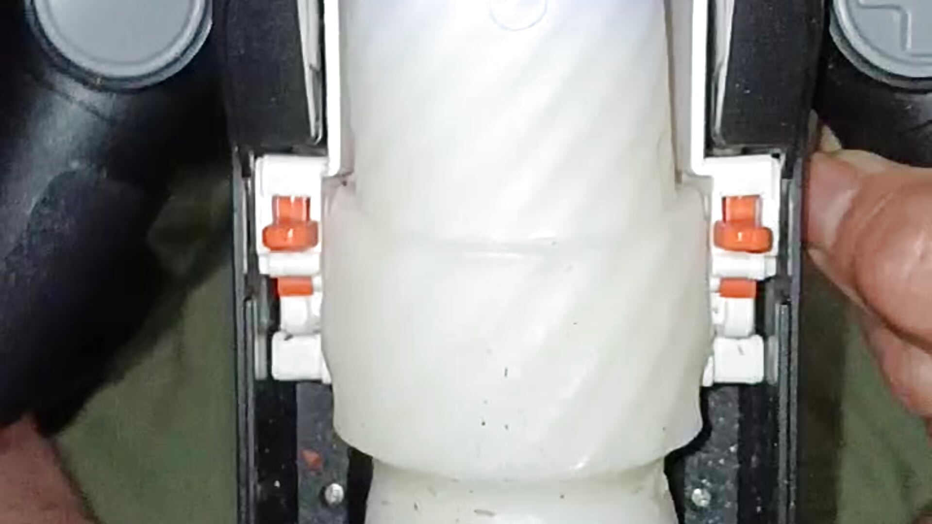 Aluntrus@xh - Populær cam-modell video 2002