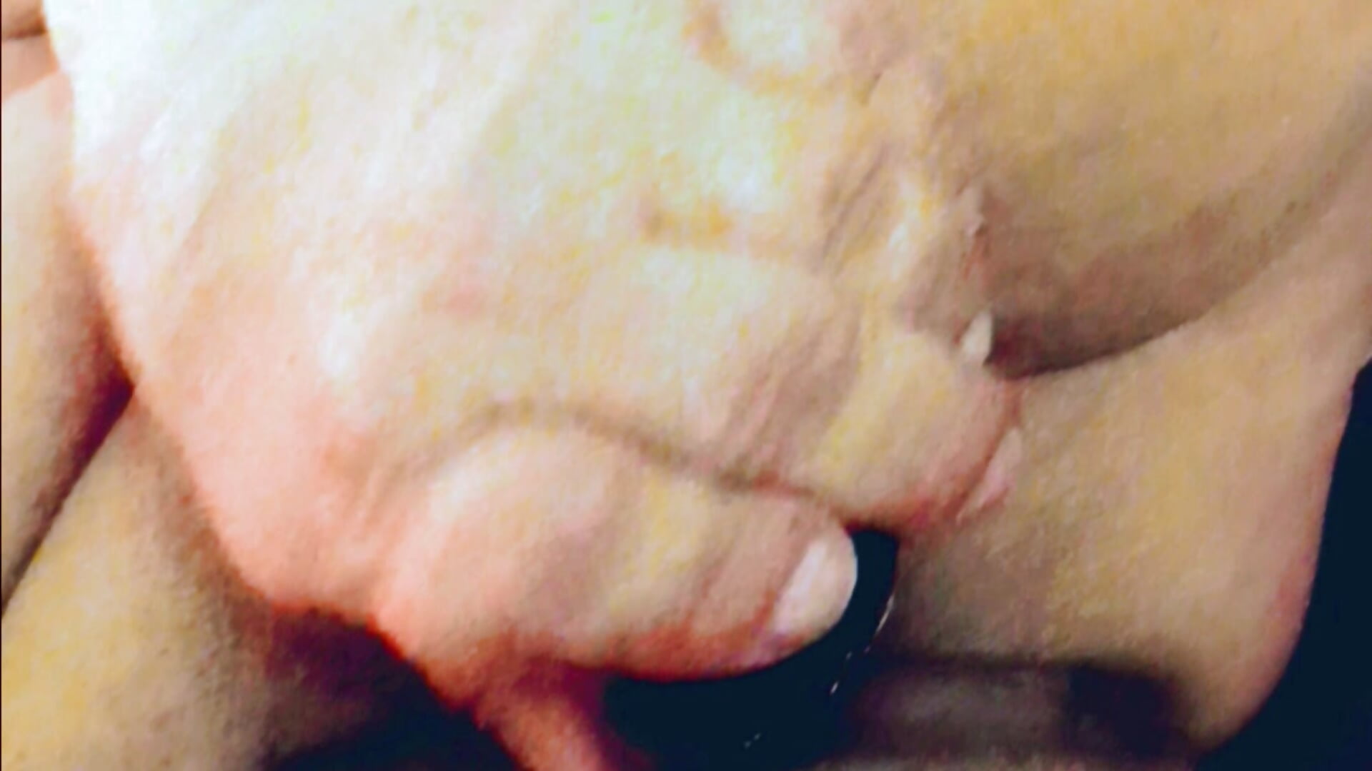 Pussy play - video by SpnzTnT cam model