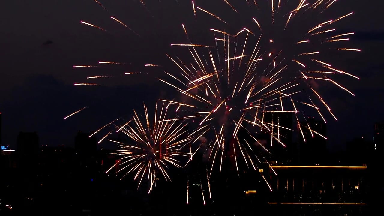 Make me shiver like fireworks now - video by OutlanderAnna cam model