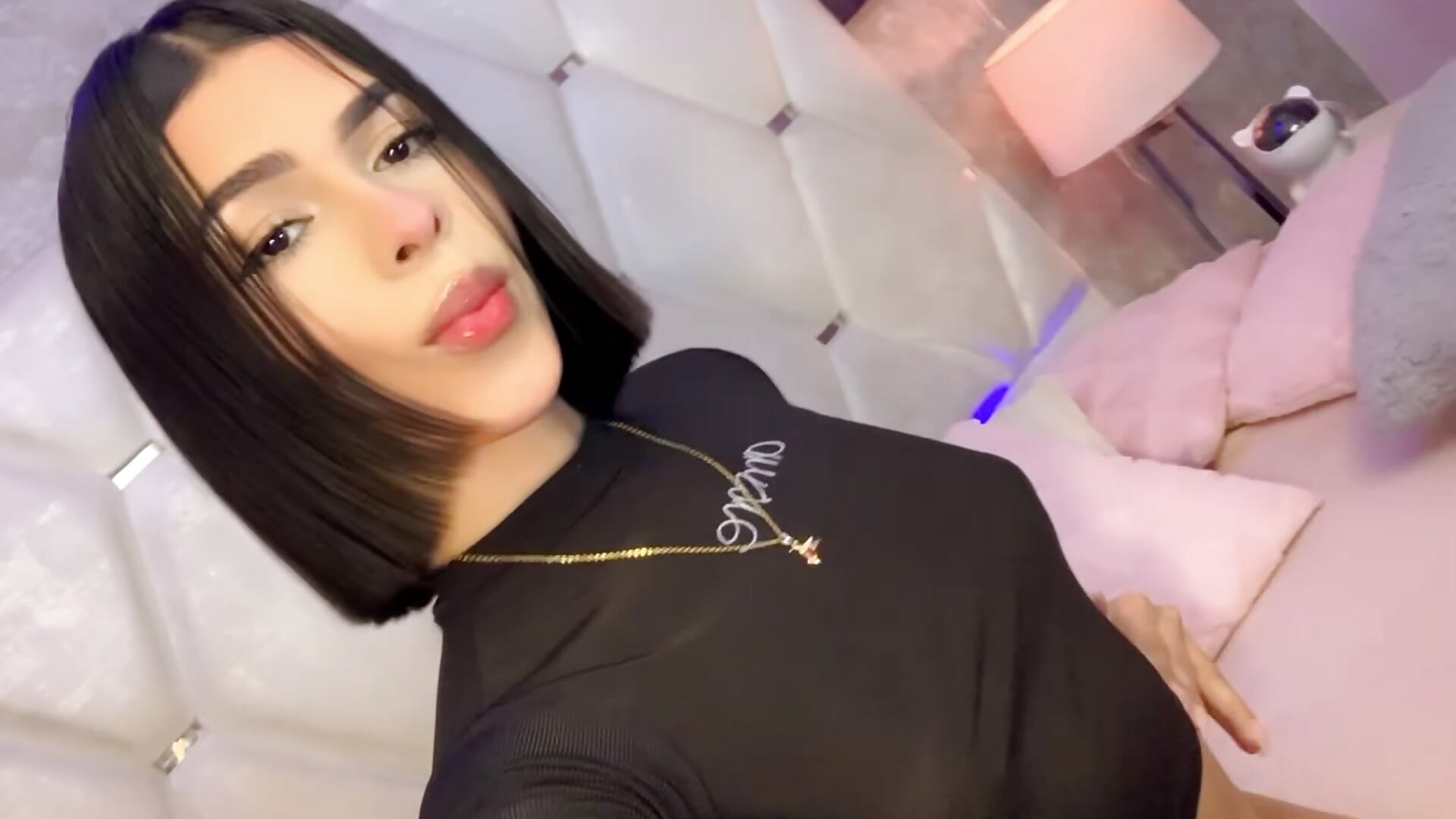 Hot body🔥👌 - video oleh model kamera VeronicaSexx