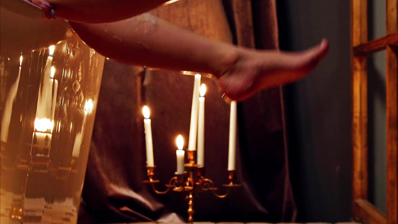 TUB AND CANDLES - video by UVA-7 cam model