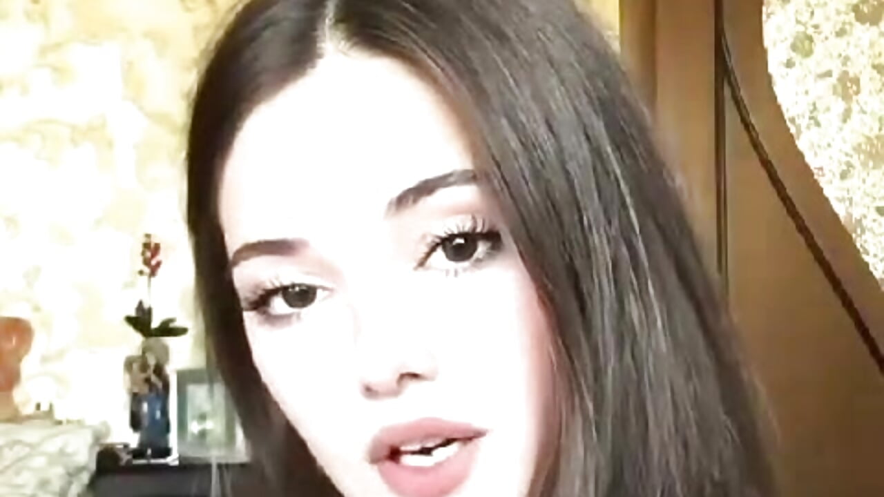 20250226_240033249,mp4_play_logo_MA - فيديو من Bibaasxx موديل الكام