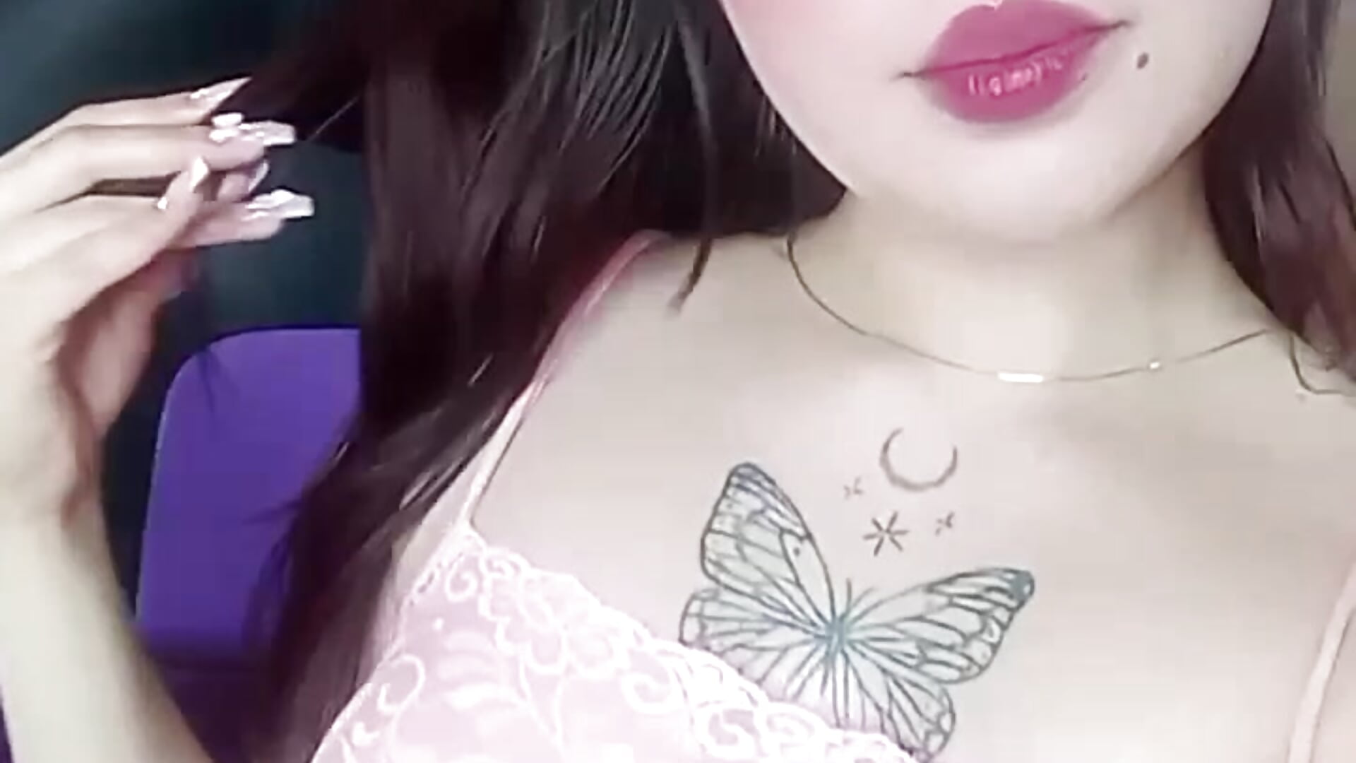 <3 - vidéo du modèle de showcams MiiaSuki