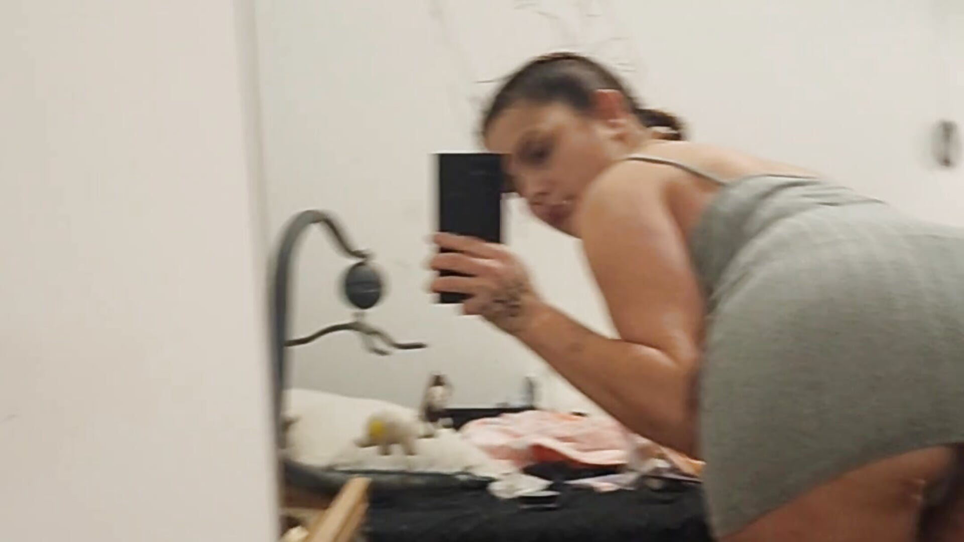 Mee - video by Chroniclilb cam model