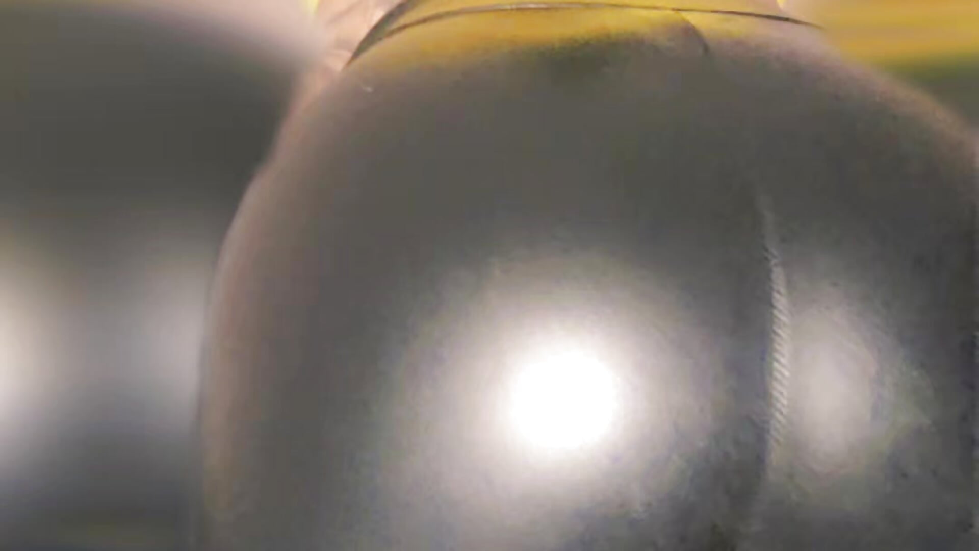 Leather pants 🖤🌶 💛 - video av Pleasing-Chloe49 cam model