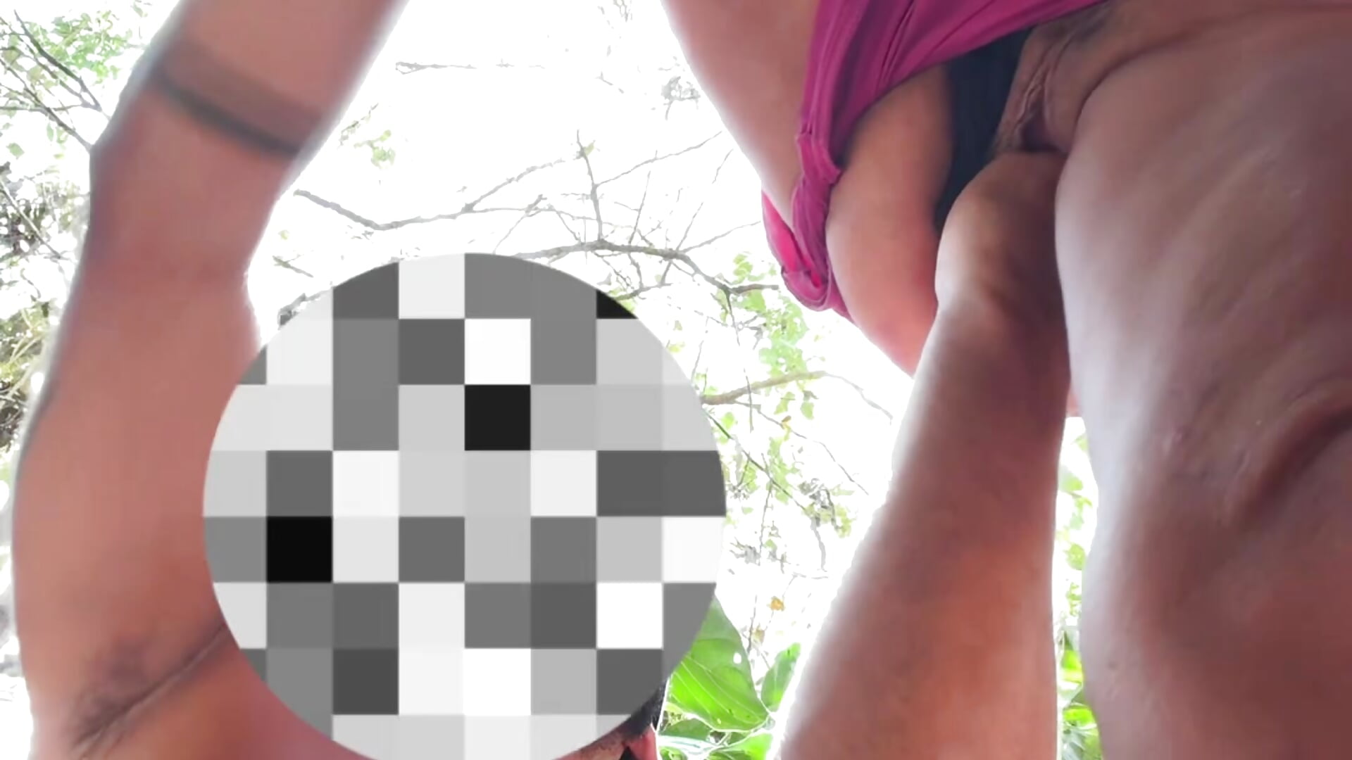 Fisting em público: coloquei a mão inteira na vagina de uma moradora de rua, à luz do dia! 😳－カメラキャストのDasul_の動画