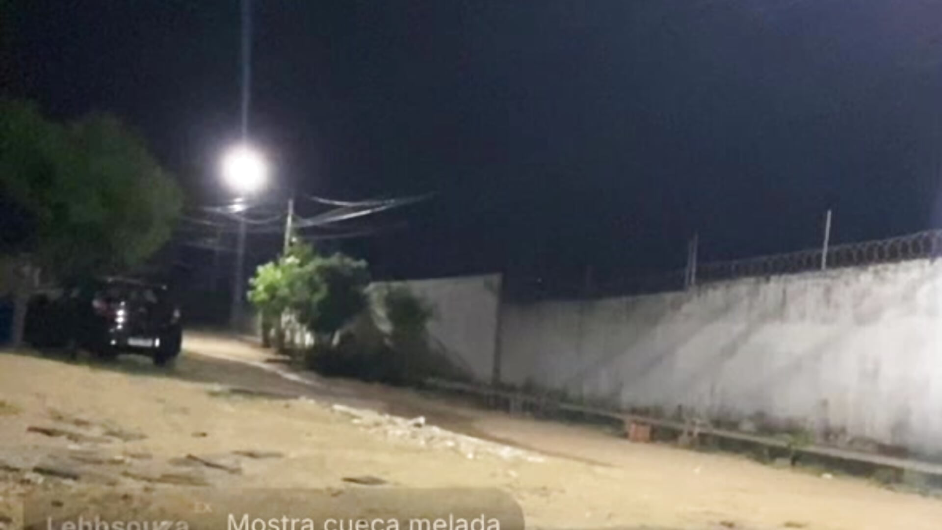 Caught Naked and Hard in the Street… Holding Back My Cum - vidéo du modèle de showcams Dasul_