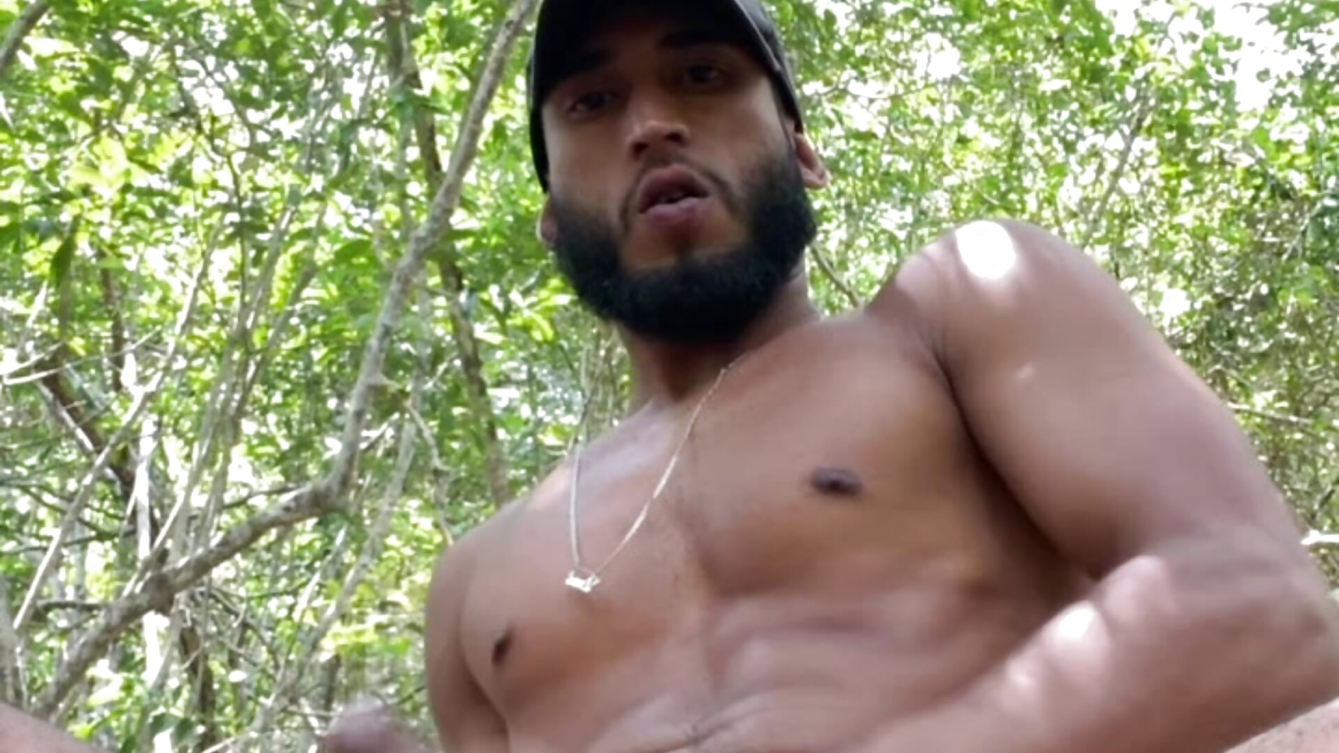 Spying turned me on… I stroked until I cum at the beach 👀💦 - vídeo de la modelo de cam Dasul_