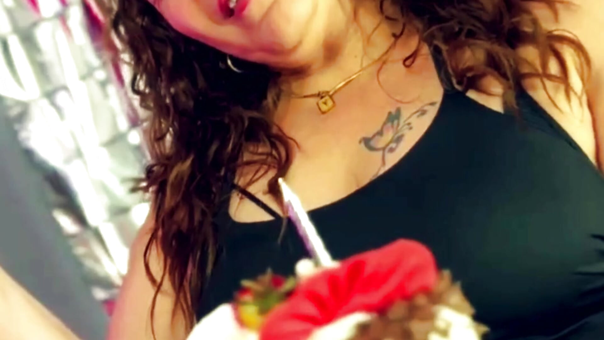 Happy birthday to me❤️ - video by scarlettbooty cam model