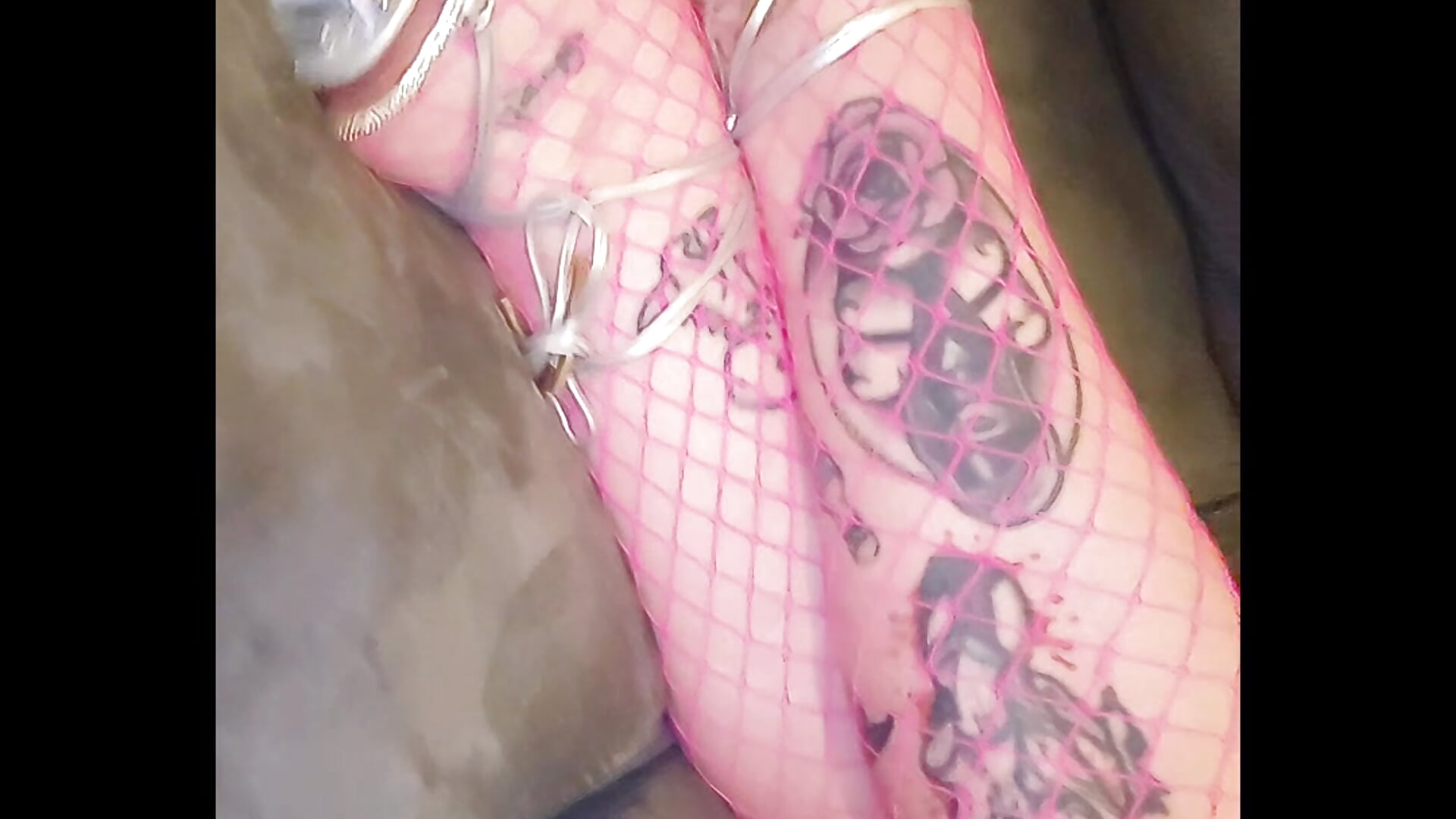 Touch Me - vídeo de livieblainn modelo de câmara