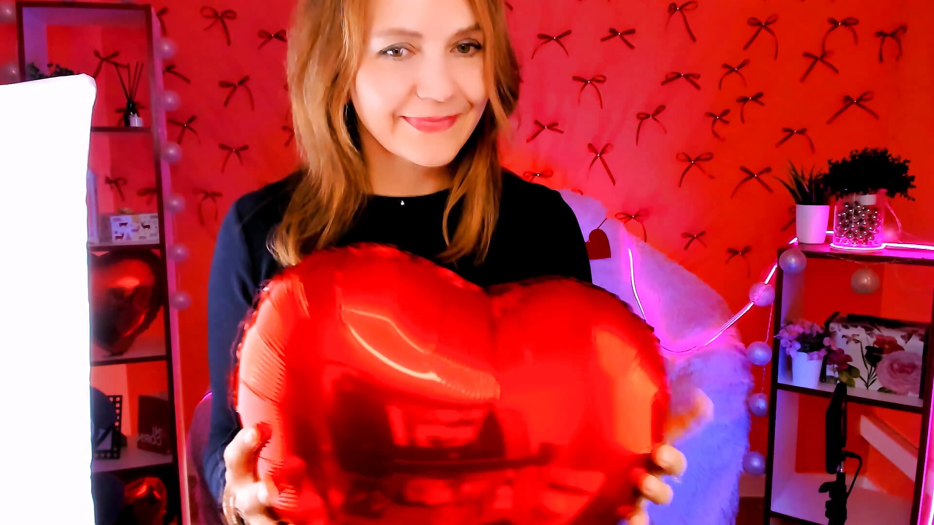 20260212192545– NicoleHitman kameramodell videója