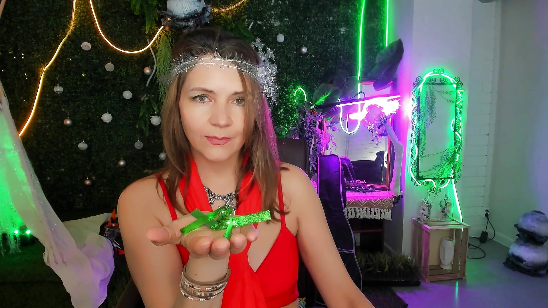 20251228194139－カメラキャストのNicoleHitmanの動画