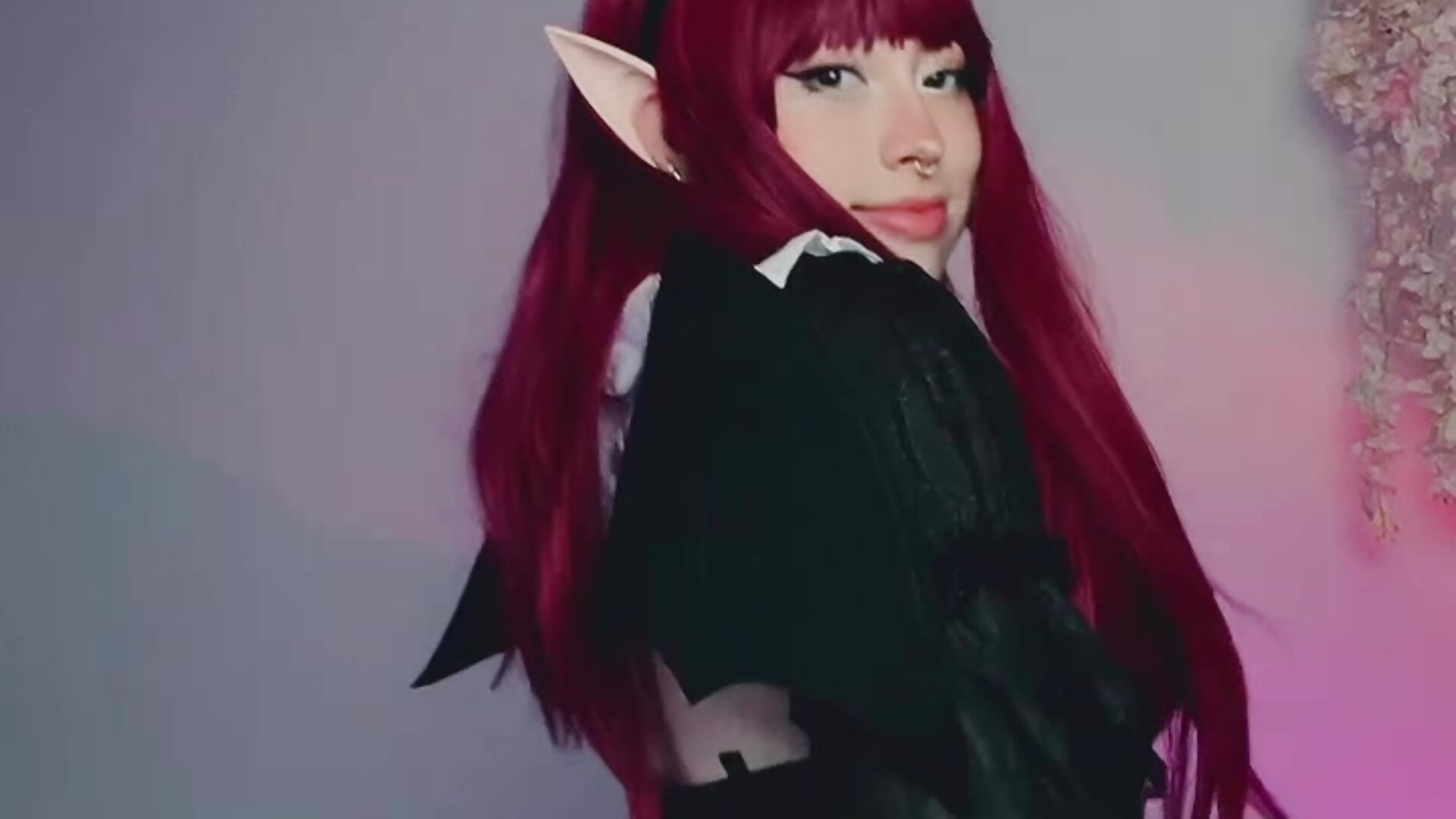 liz kyun sucub sexy - clip cu julieta_cooper20 model videochat