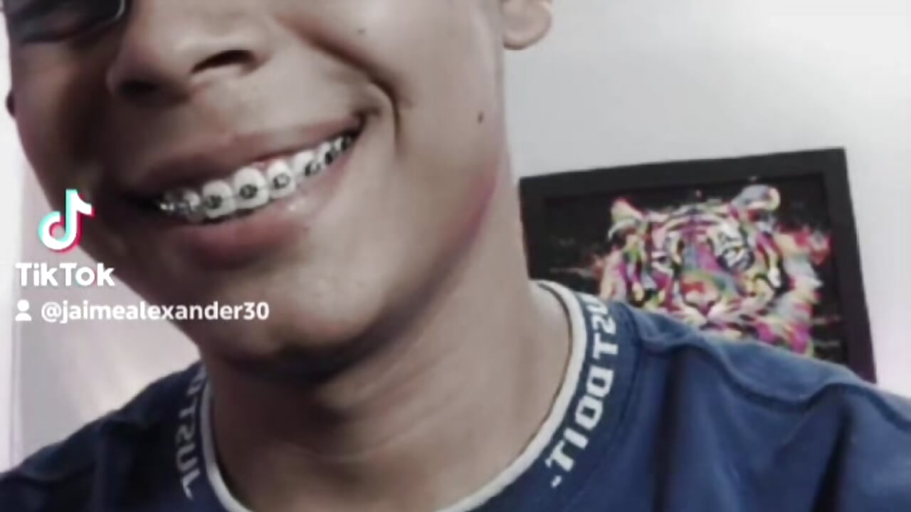 rock that body - video by Alejandroo_22 cam model