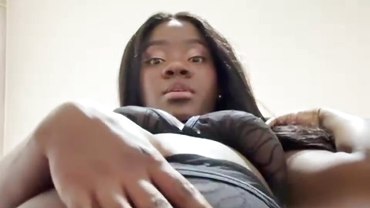 Ready for me? 💦💦 - video by NainaDeiviss cam model