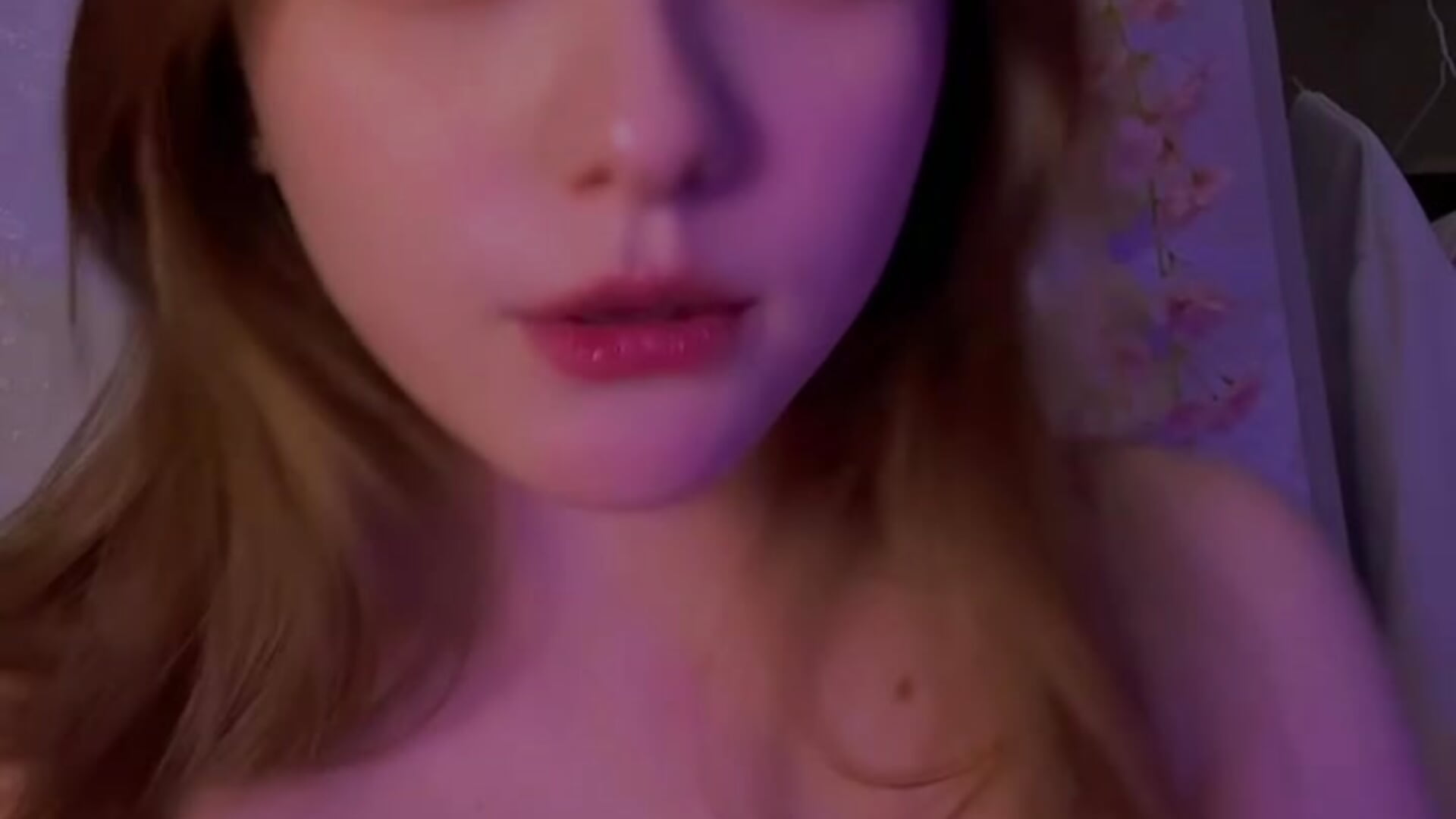 Gentle little spell ✨ - video by Bonechka cam model