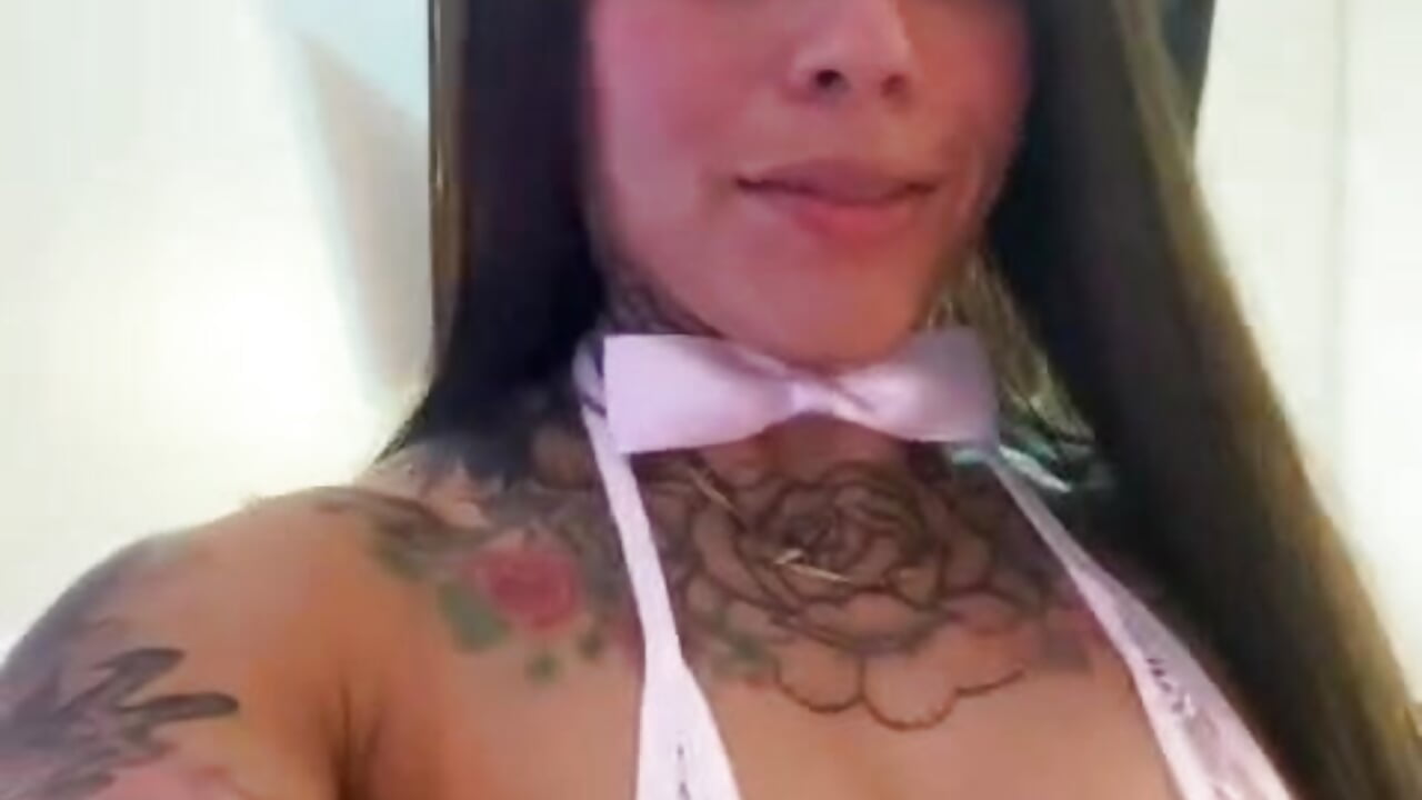 🐇🐇🐇 - video by Cristal_Velle cam model