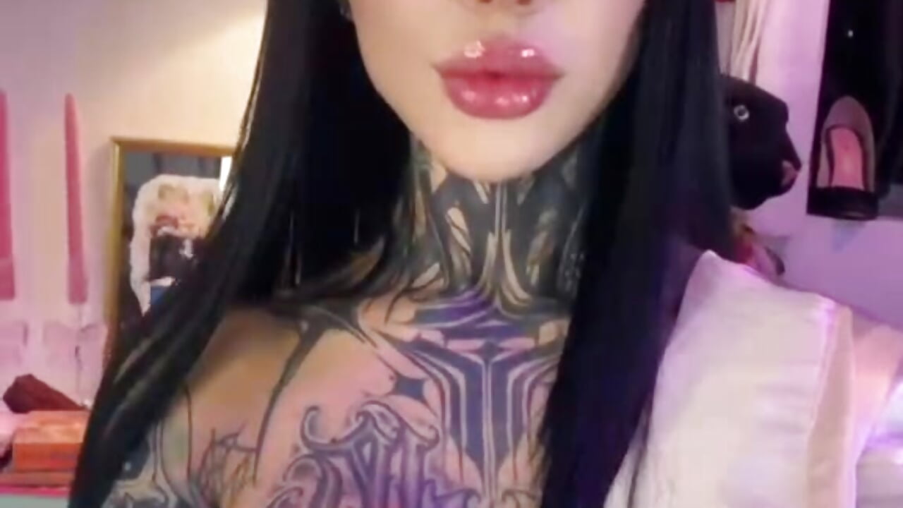 MY NEW LOOK 🔥 - video by NinaVall cam model