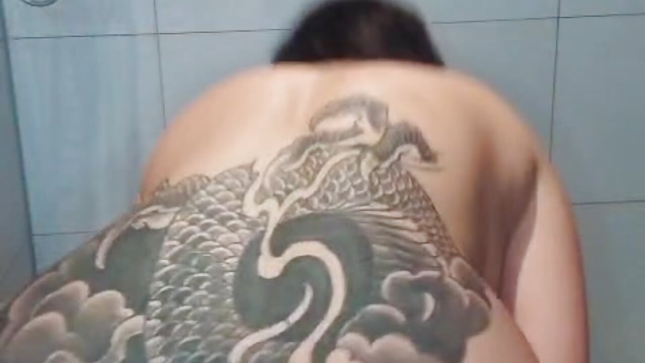 TWERK DUSCHE 🔞🍑🚿 - video oleh model kamera Blackpearlx666