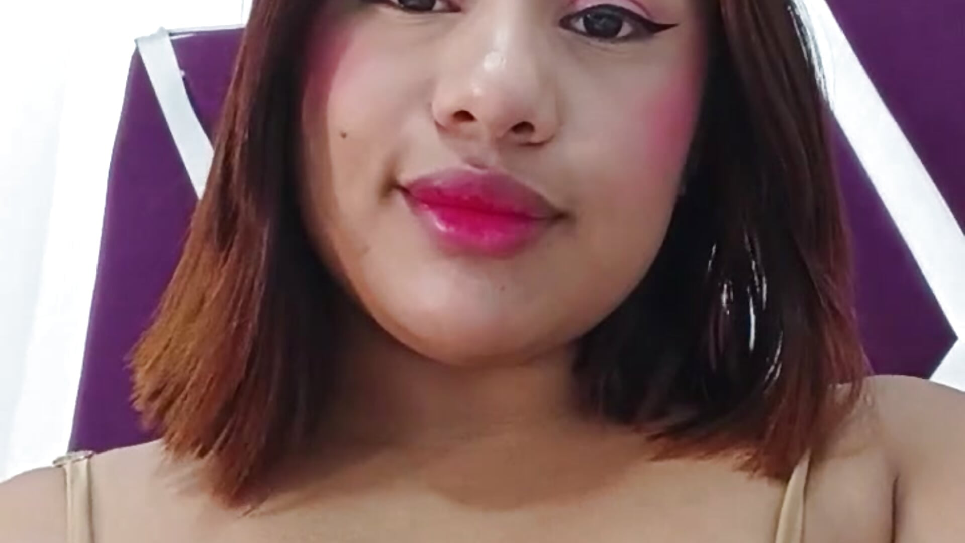 XOXO ✨💜– Vero_Mendoza kameramodell videója