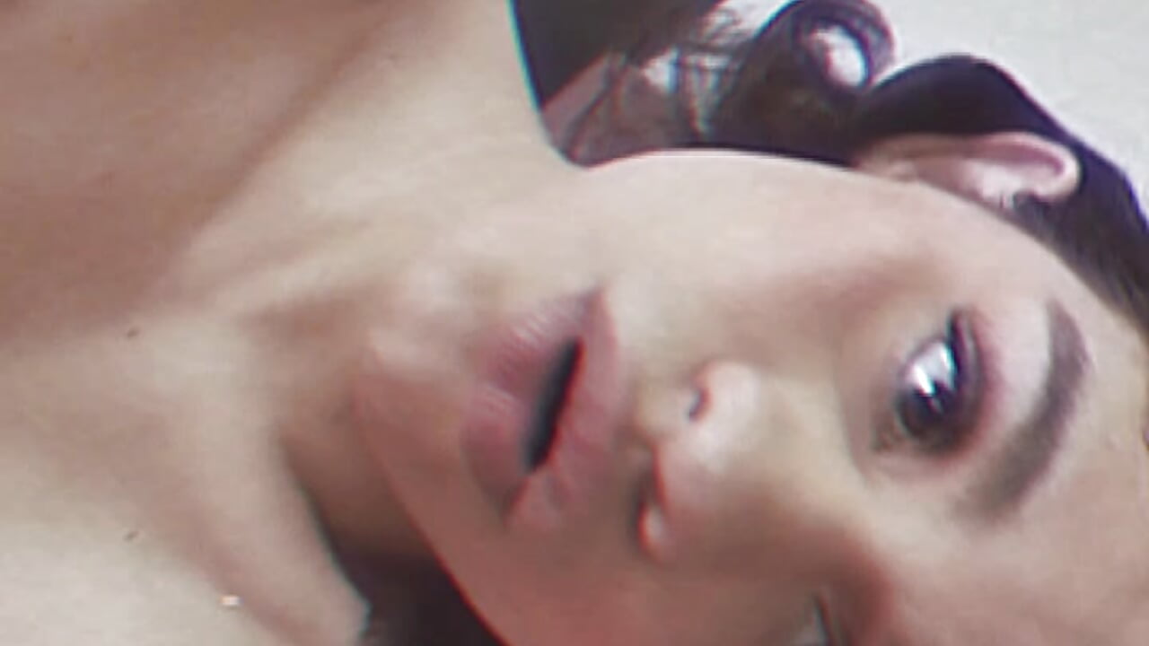 Stunninggg✨ - відео від вебкаммоделі Moonroxe_