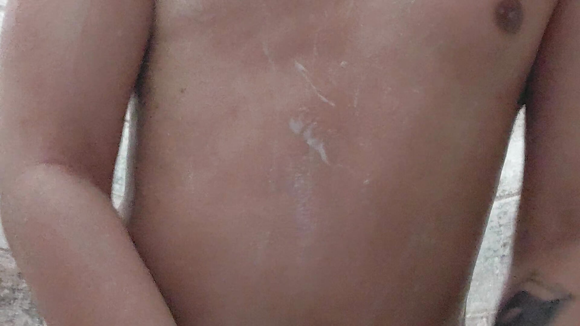 FOAMY ASS IN MY SHOWER
