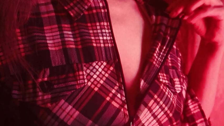 Love and hunger meet at a woman's breast. - video by Wane_Witch cam model