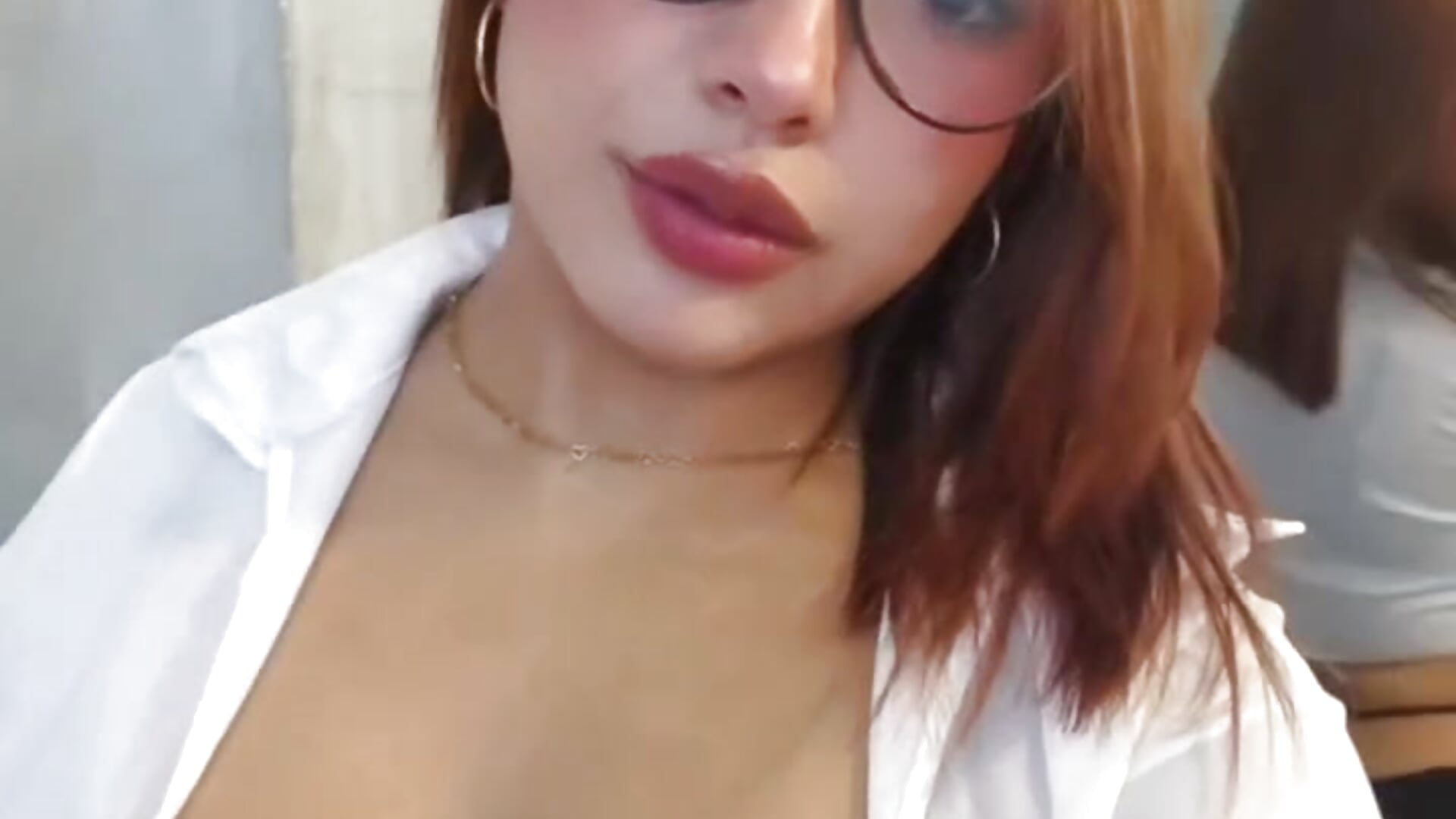 “Come and check it out.” - video by nicelle_carson_ cam model