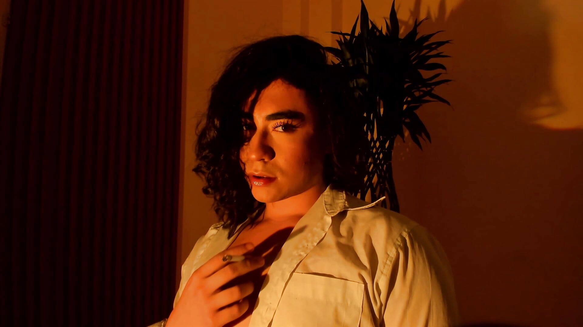 Cozy smoke time ♥ - video by suprasexyjohn_ cam model