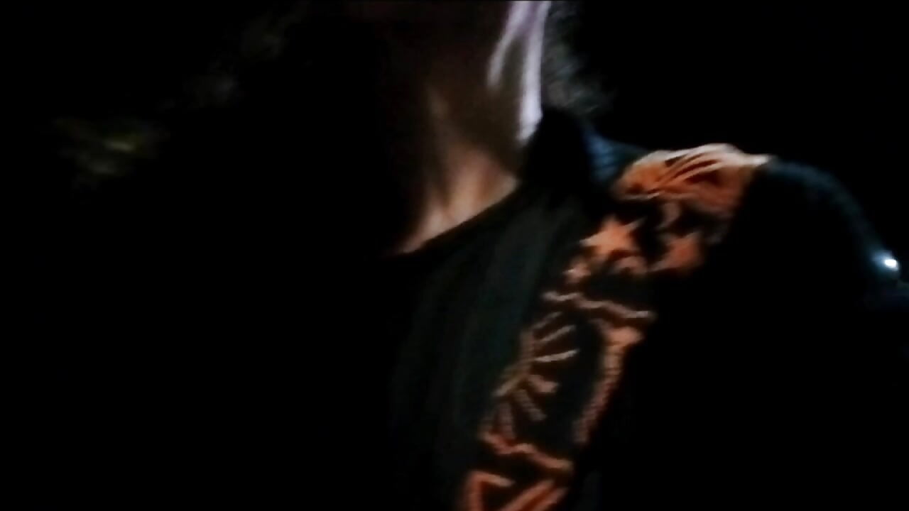 Sexy walk - video by arthemisa_hot cam model