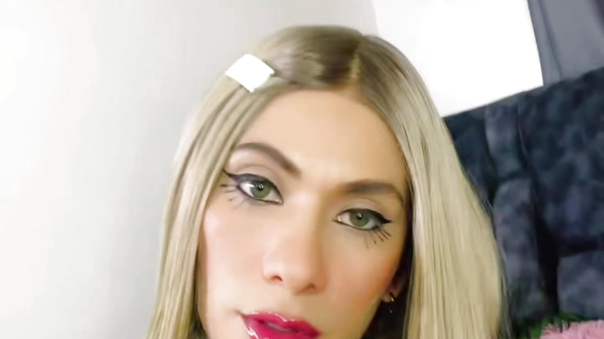 Muñeca - video oleh davinaclaire kamera model