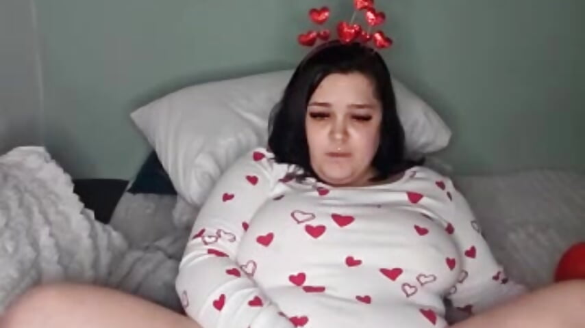 Rubbing my clit public stream