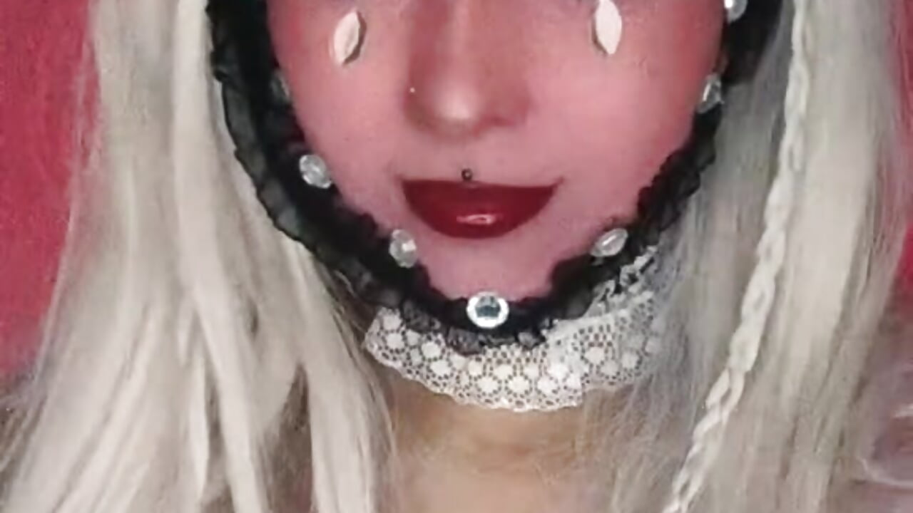 Algo de maquillaje artístico 🎨🎭 – video od webkamerové modelky Luz_delunaa