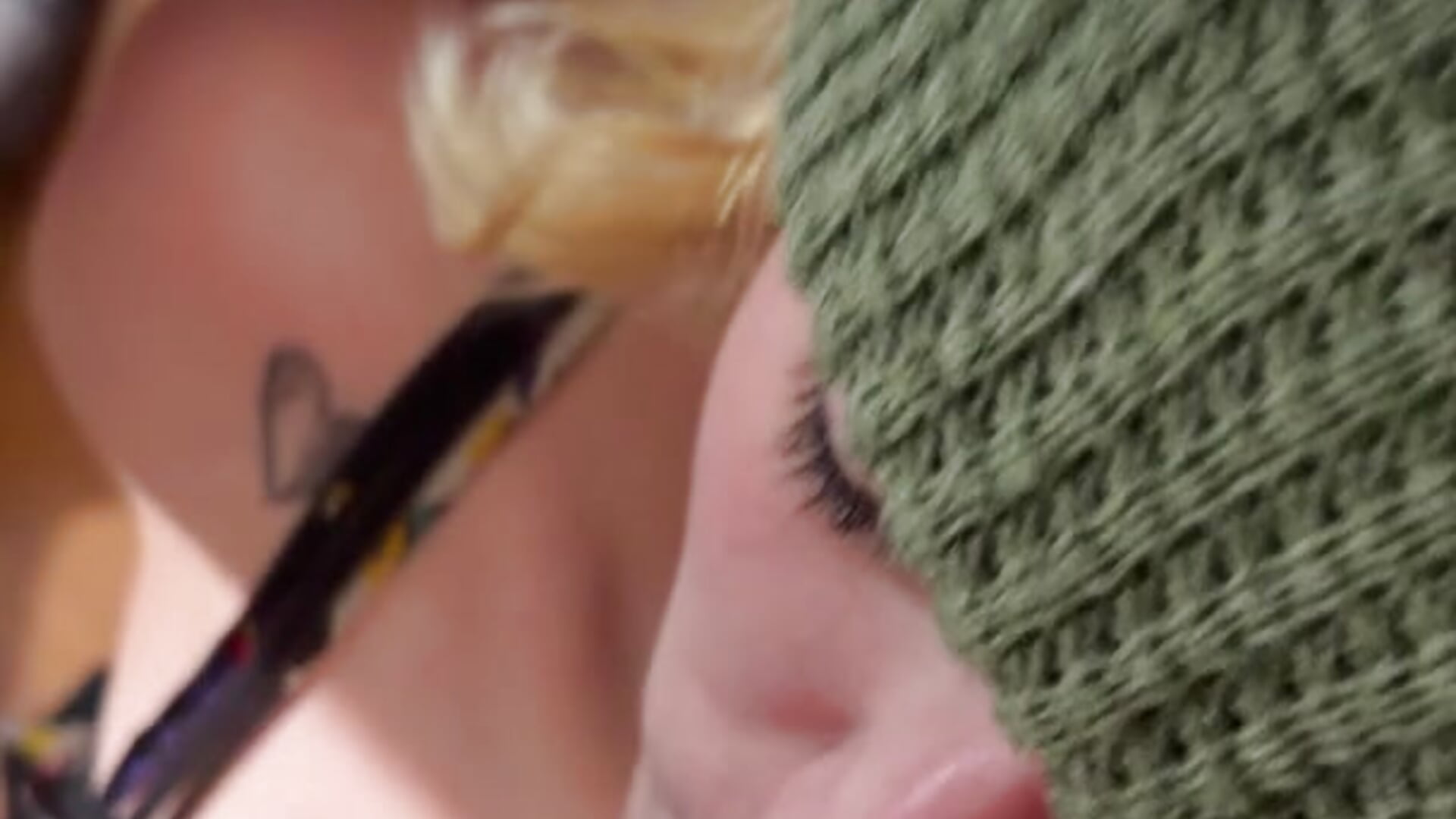 ThroatFuxxdd,TrynaNotBreathe.mov - copy5Jan 10:06 - vidéo du modèle de showcams KITTYBOOBOOFUXX