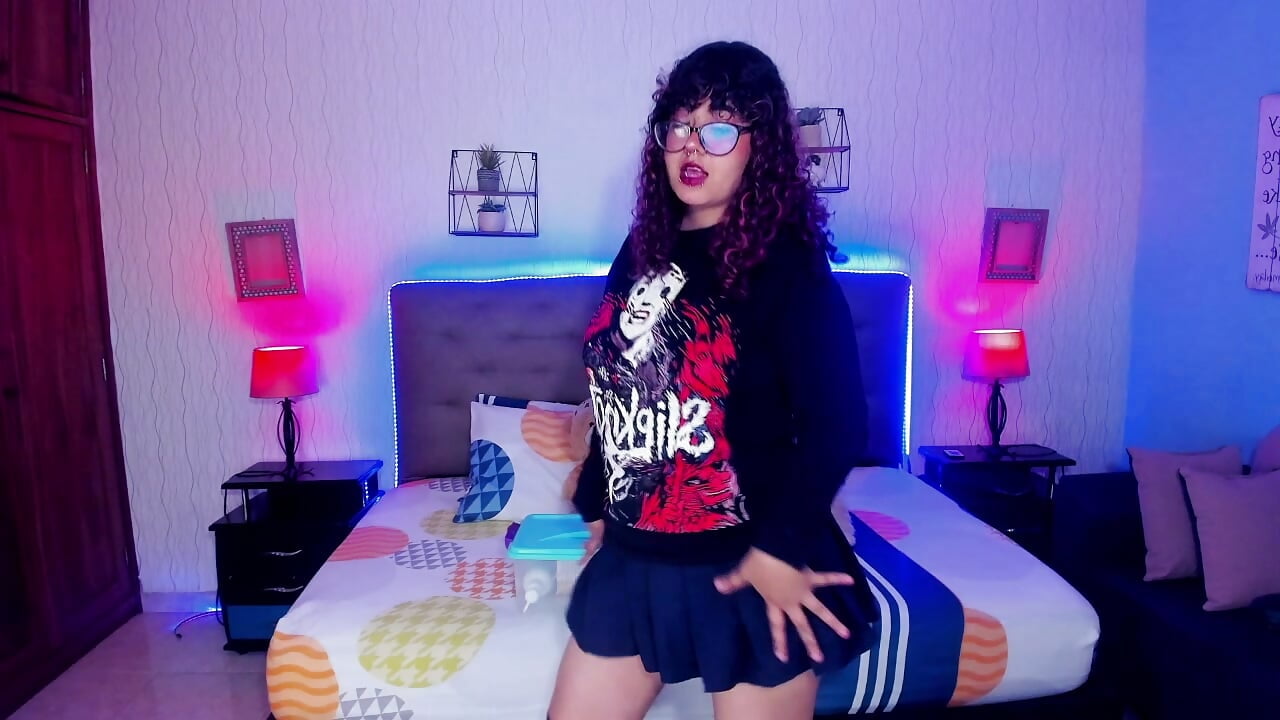 2025-05-01 09-02-40 - video by _Lilly_miller cam model