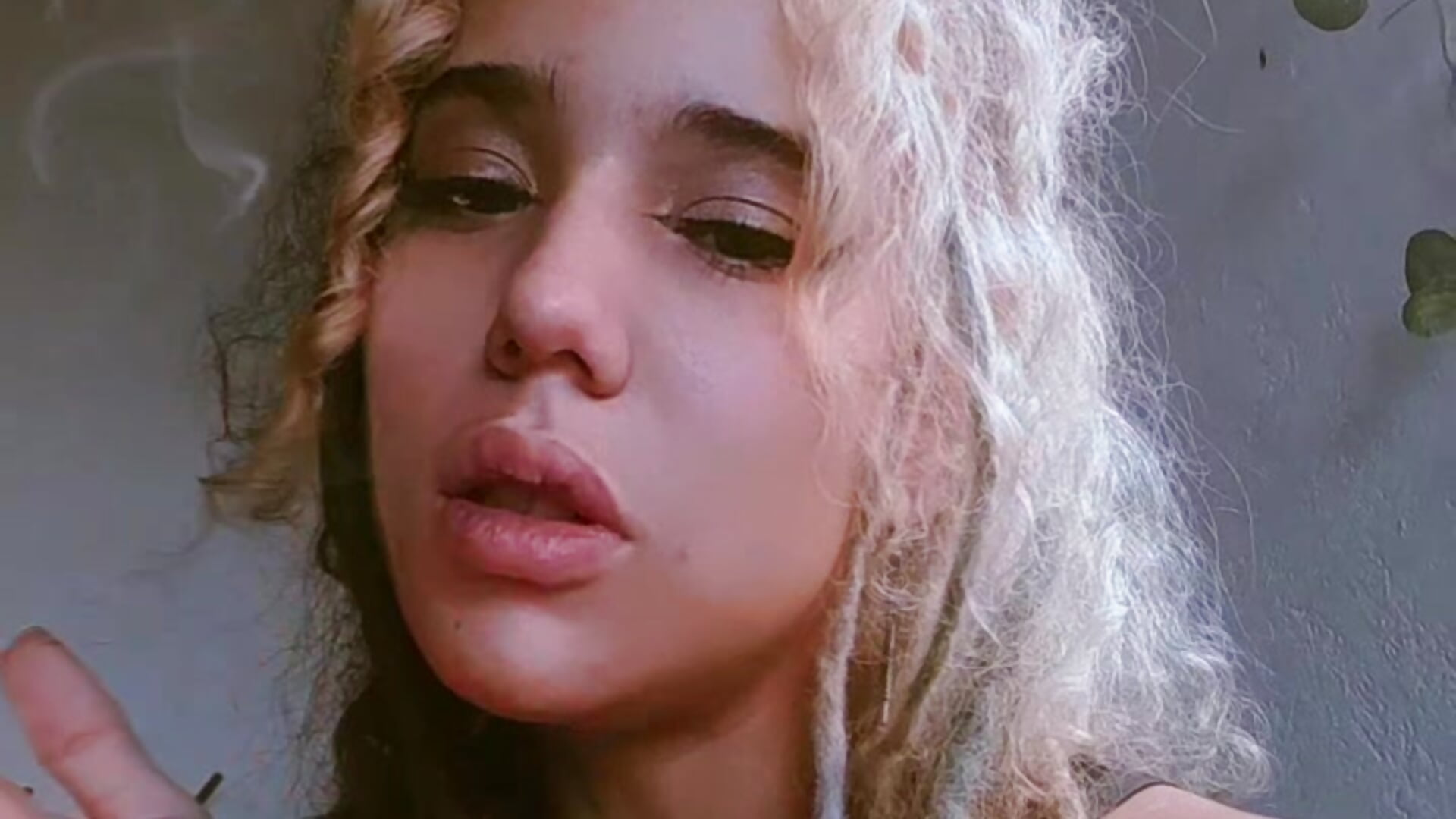 VID_20250207_113533_349 - video by 420mussa cam model