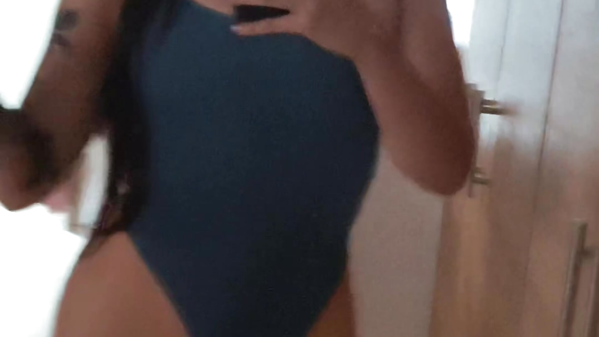 Your dancer 💃 - vidéo du modèle de showcams FireTheGun_