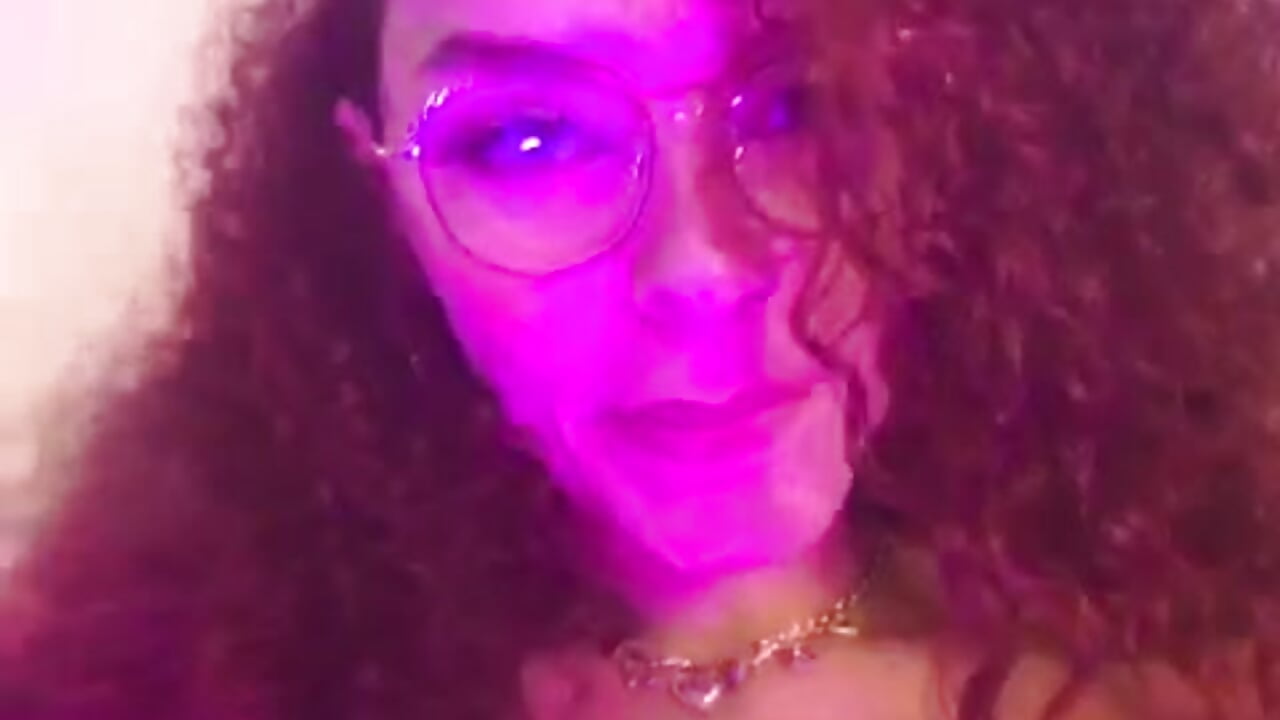 Boods - video by Samantha-Harpper cam model