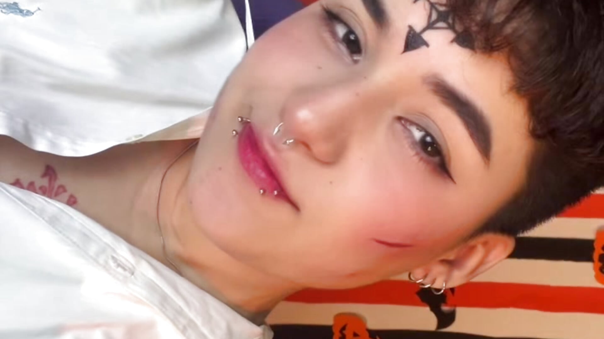 🩸🕷️🕸️－カメラキャストのemma_cute7の動画