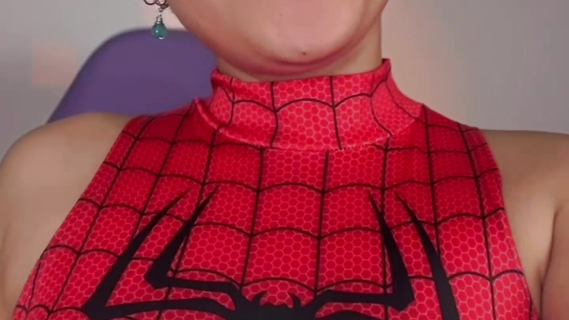 Spider-woman 🕷️🕸️－カメラキャストのemma_cute7の動画