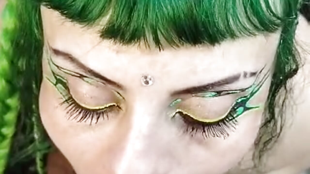 WhatsApp Video 2025-03-23 at 11,54,19 PM — filmik freyaa_sorcerees, modela(-lki) na kamerkach