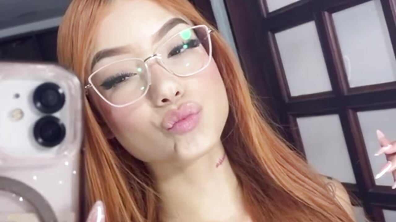 sensual me 👑 – video od webkamerové modelky CataStones