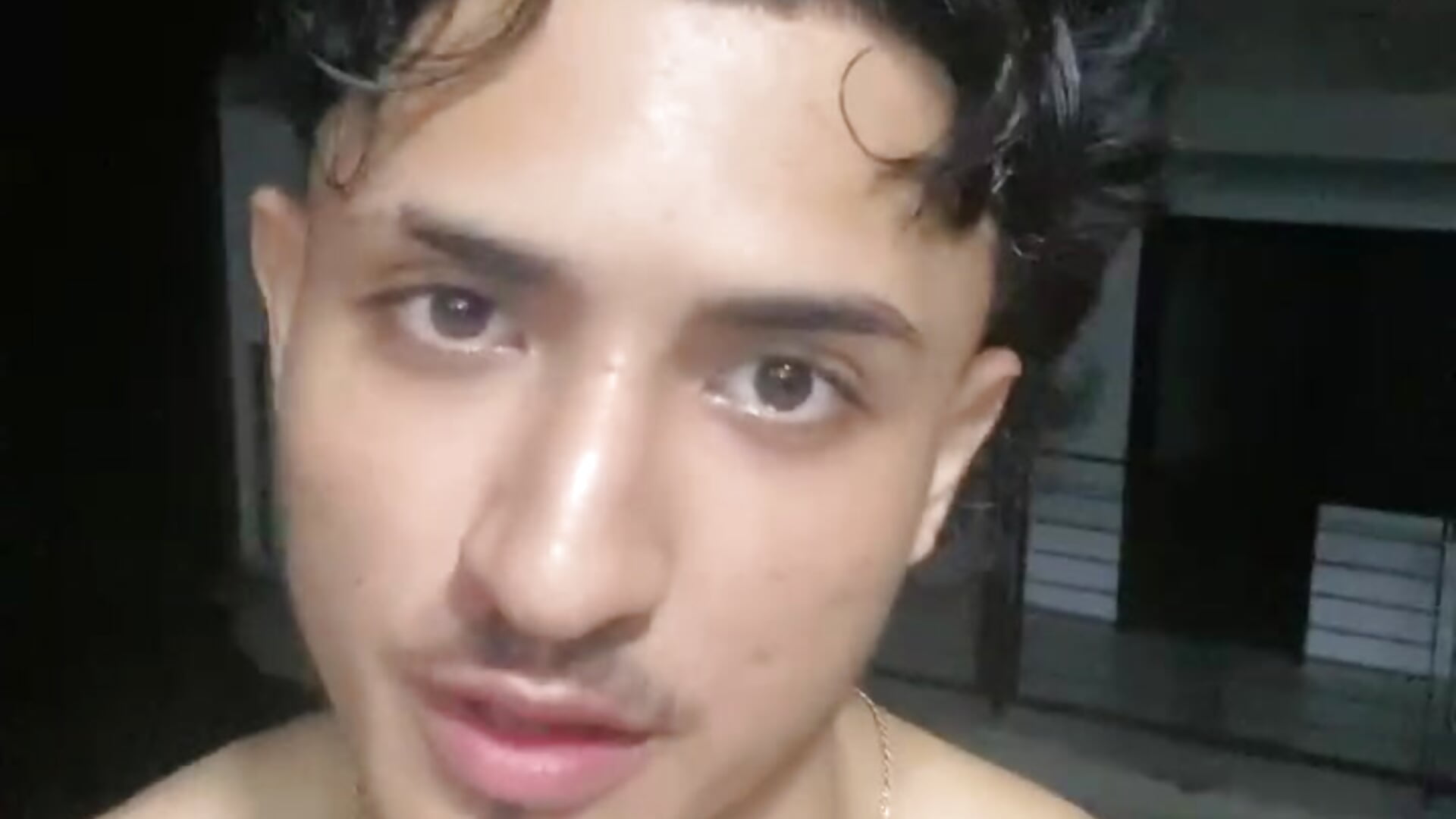 cute kriss - video by Kriss_Edwards cam model