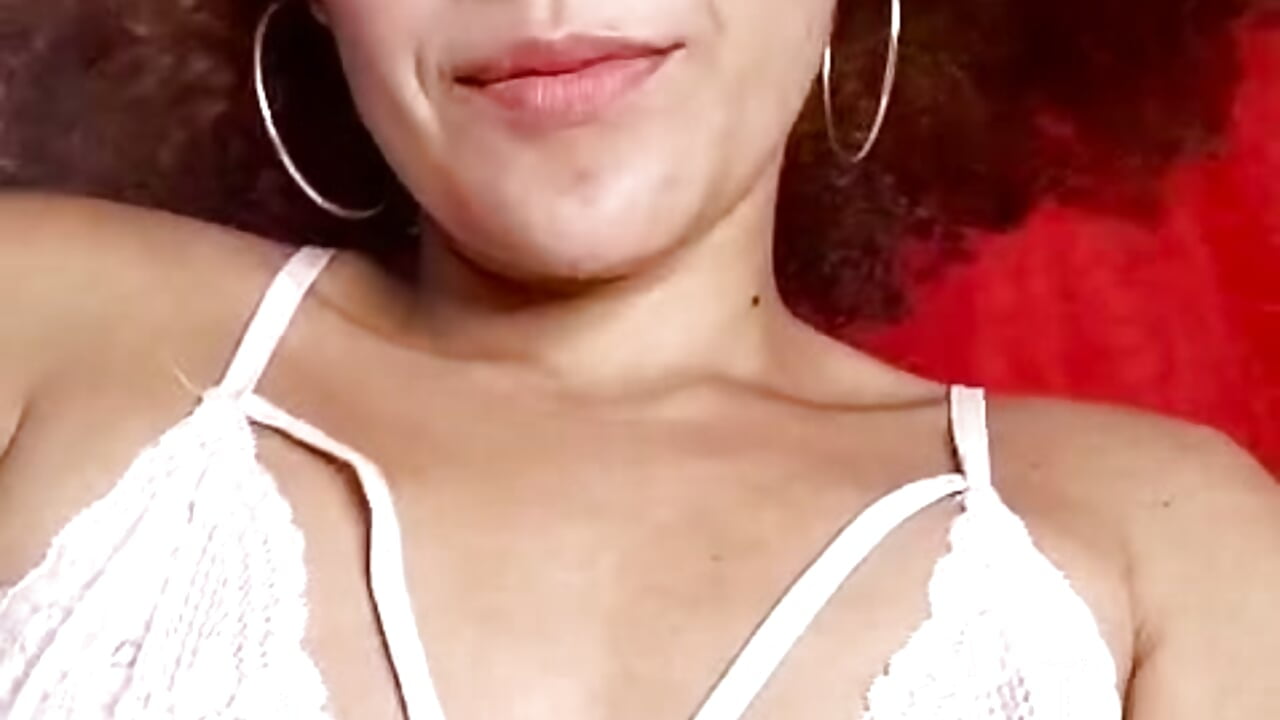 I’m waiting for you … come to have some fun 🫶🏻🔥😈 - video by Milu_curly cam model