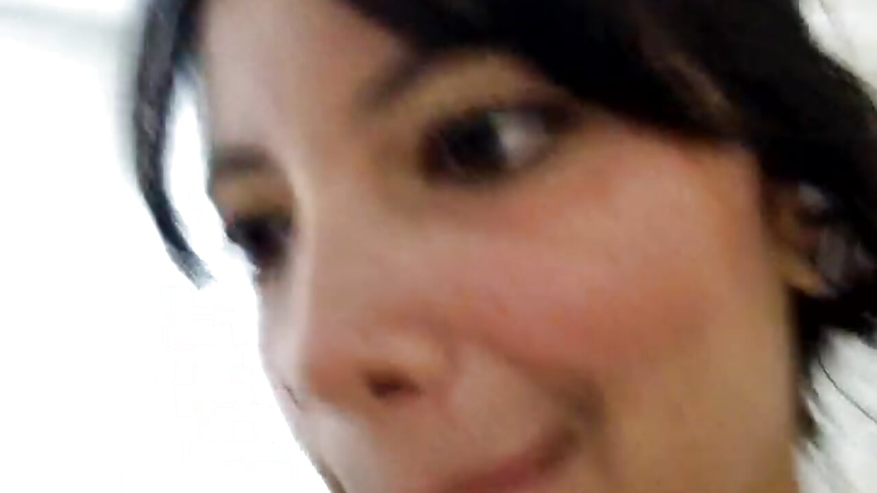 Una ducha cachonda – video modela na kameri roxy_hell