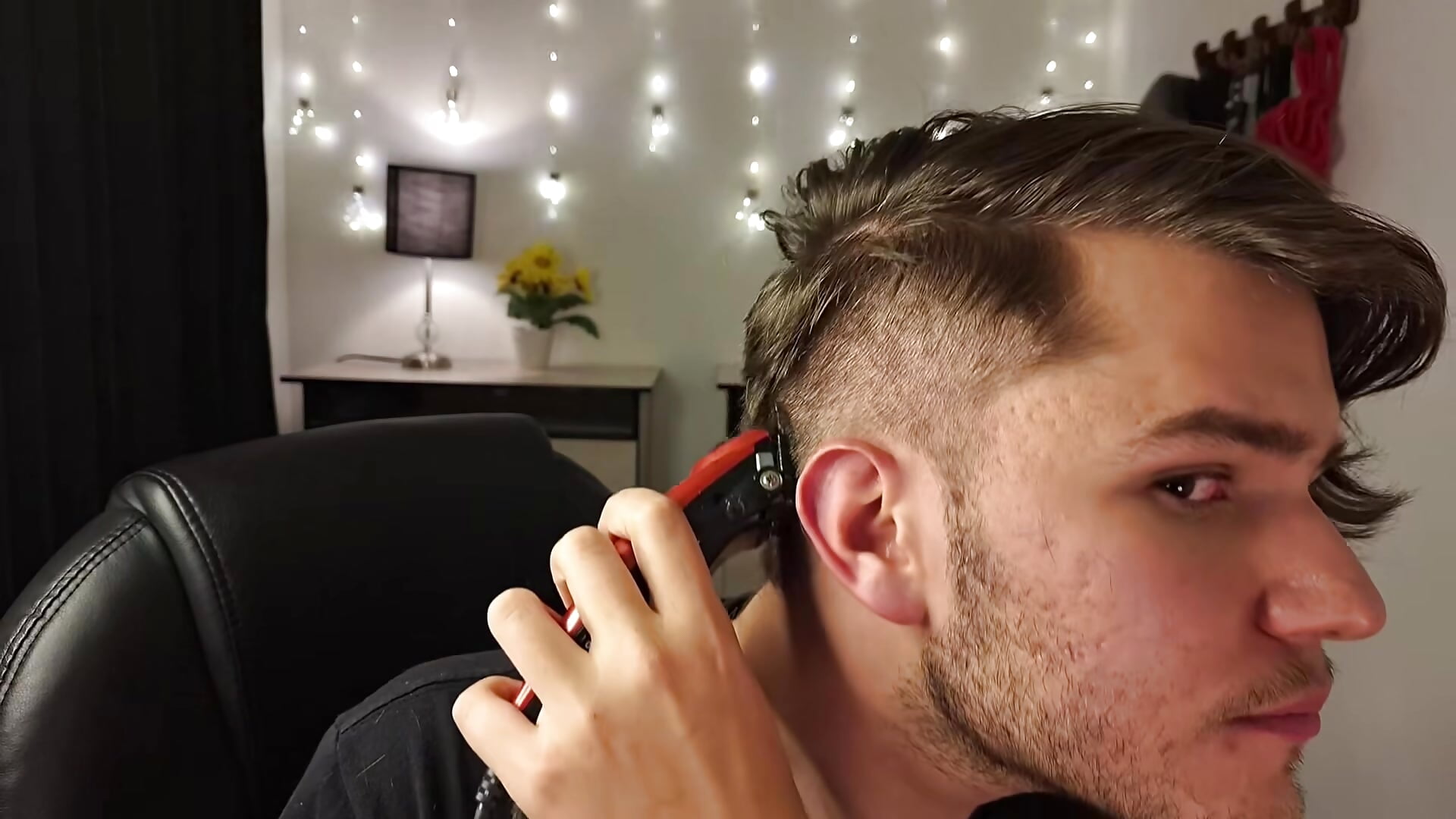 Trimming the sides of my haircut part 2